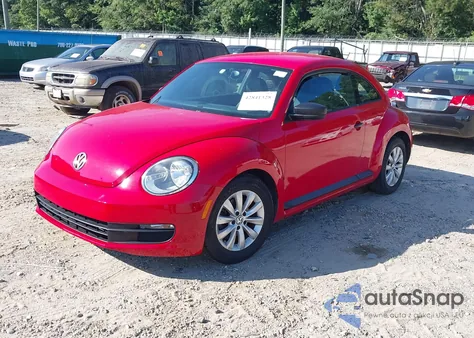 2015 Volkswagen Beetle 1.8T из США, поврежденный, VIN 3VWF17AT9FM612869
